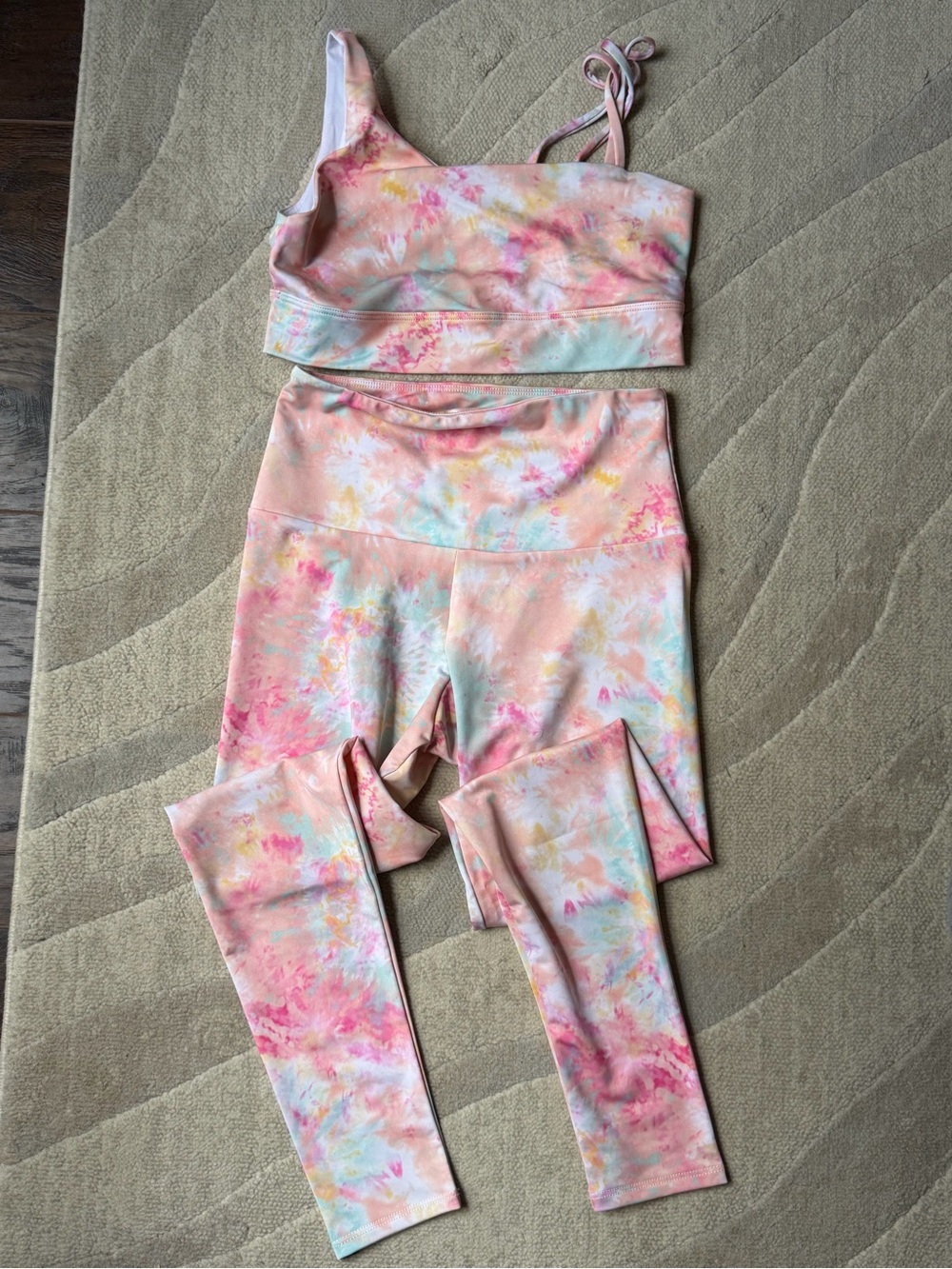 Onzie Pink Multi Pastel Tie-Dye Leggings Set